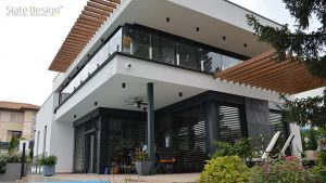 Cutie de bijuterii modernă din Buda – placării cu piatră a fațadelor